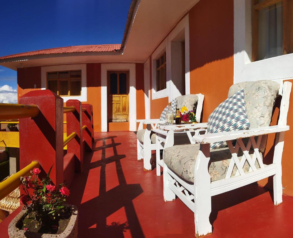 Amantani Pachatata Lodge Окосуйо Экстерьер фото